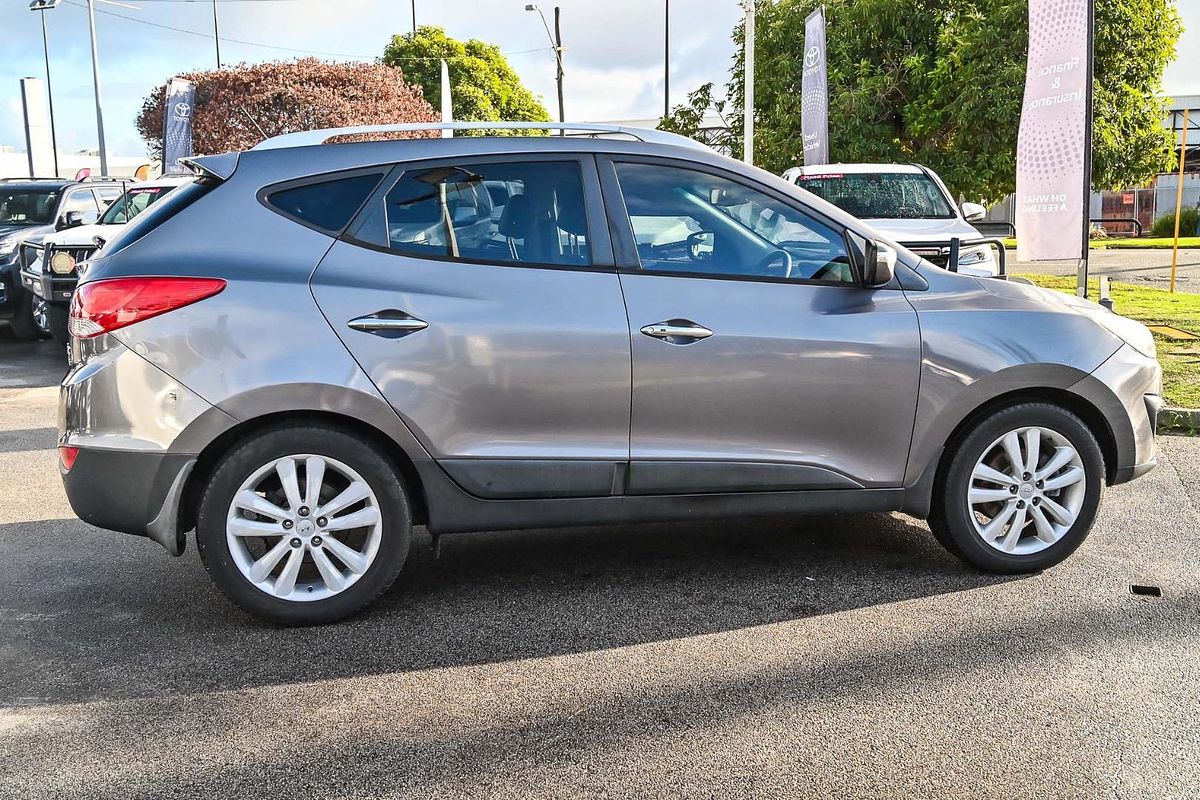 2011 Hyundai ix35 Highlander LM