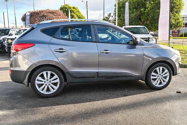 2011 Hyundai ix35 Highlander LM