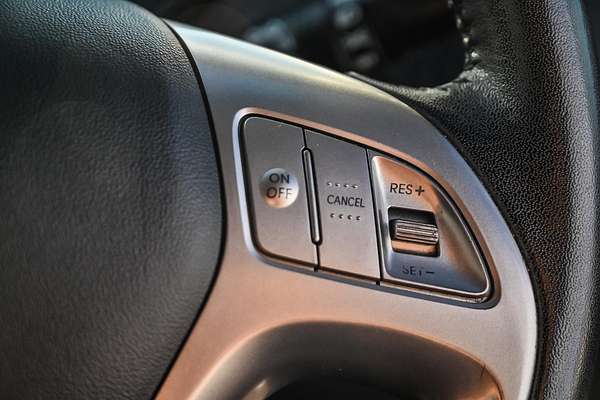 2011 Hyundai ix35 Highlander LM