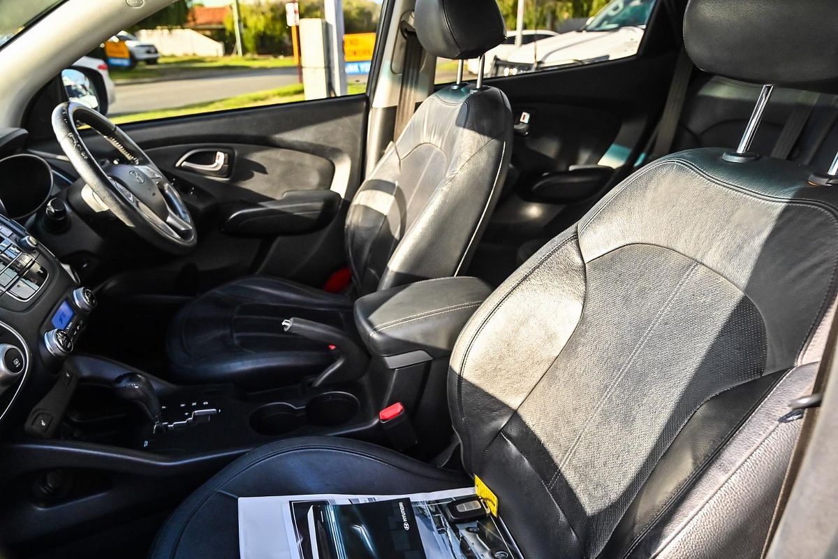 2011 Hyundai ix35 Highlander LM