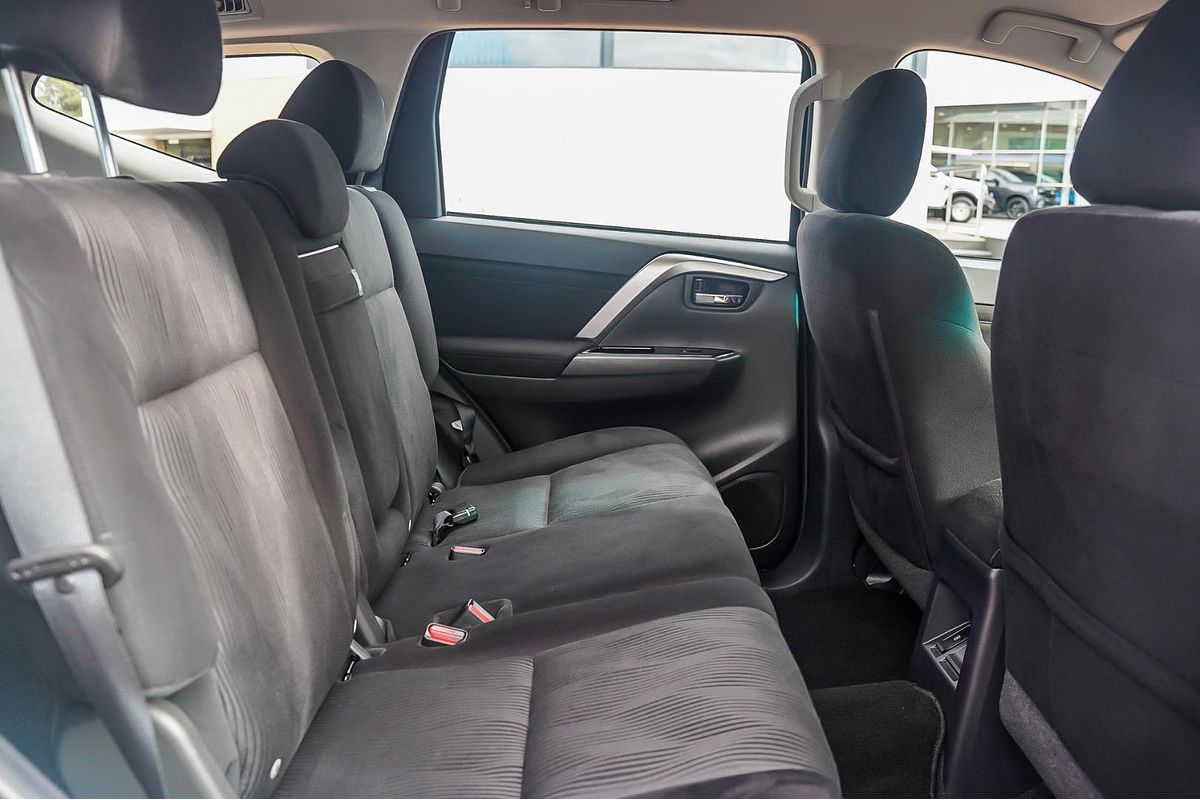 2020 Mitsubishi Pajero Sport GLX QF