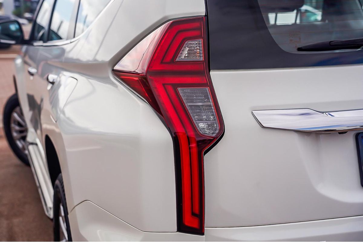 2020 Mitsubishi Pajero Sport GLX QF