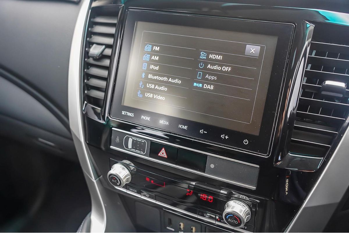 2020 Mitsubishi Pajero Sport GLX QF