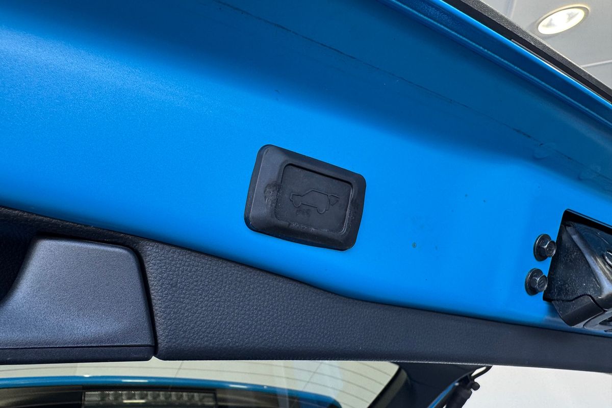 2021 Toyota RAV4 Cruiser AXAH52R