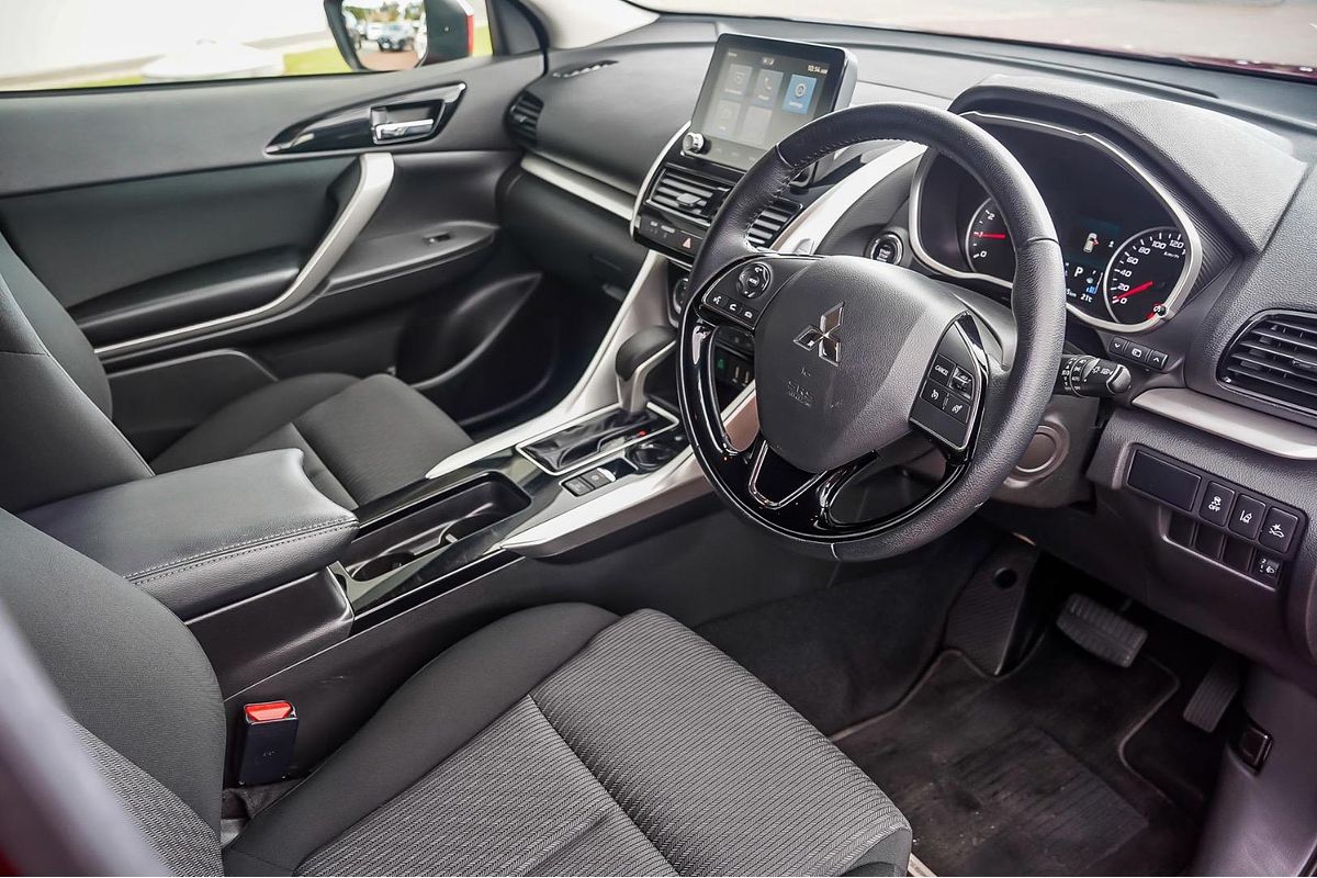 2022 Mitsubishi Eclipse Cross LS YB