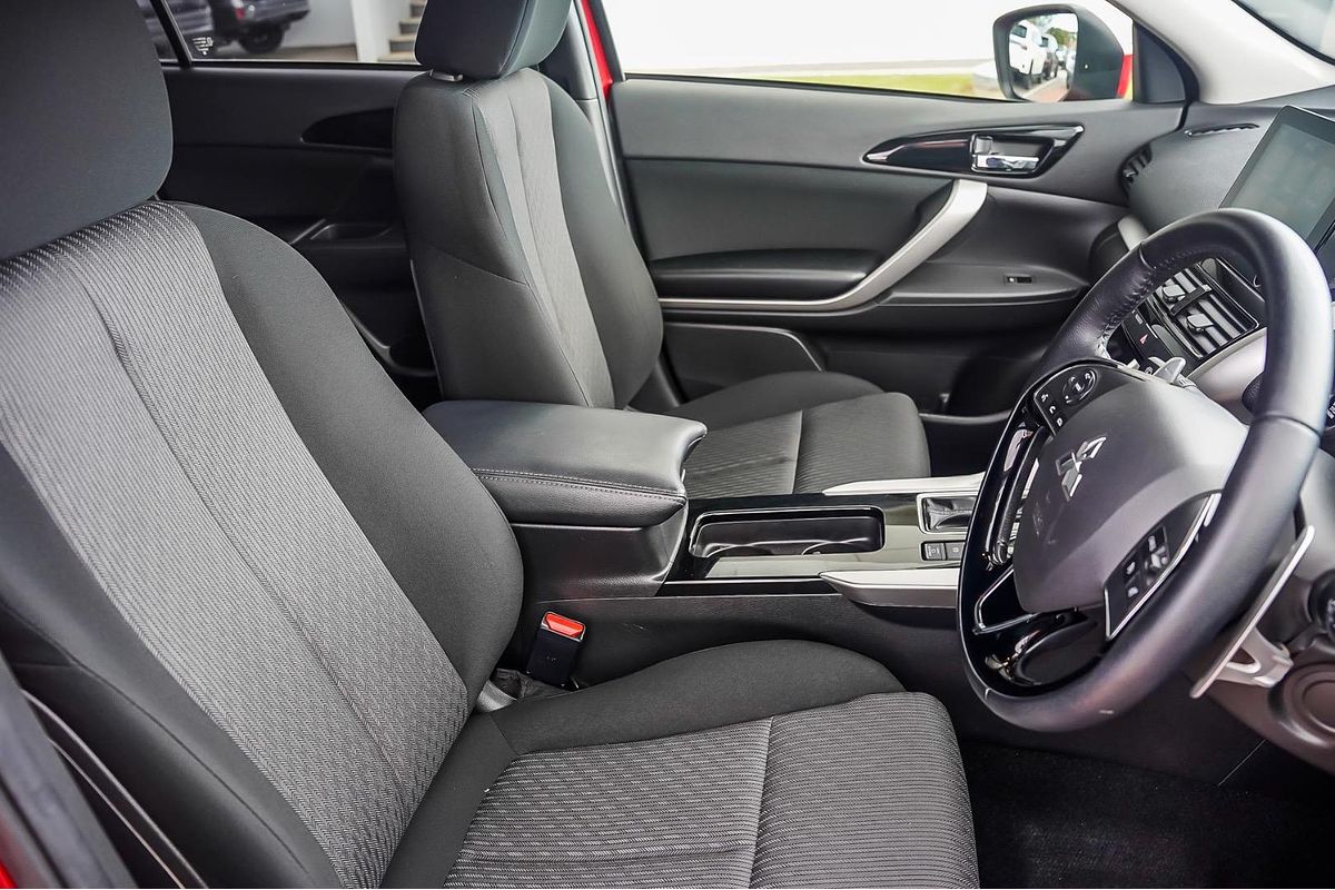2022 Mitsubishi Eclipse Cross LS YB