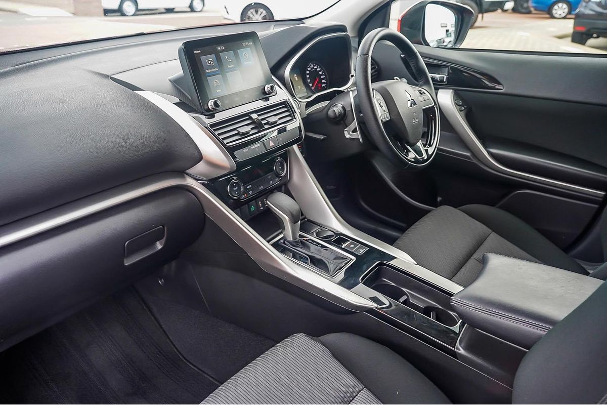 2022 Mitsubishi Eclipse Cross LS YB