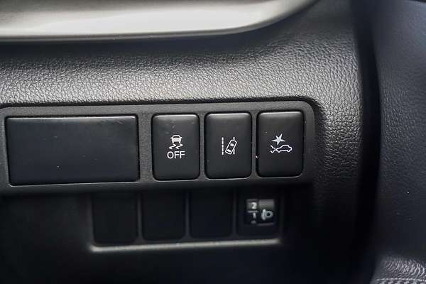 2022 Mitsubishi Eclipse Cross LS YB