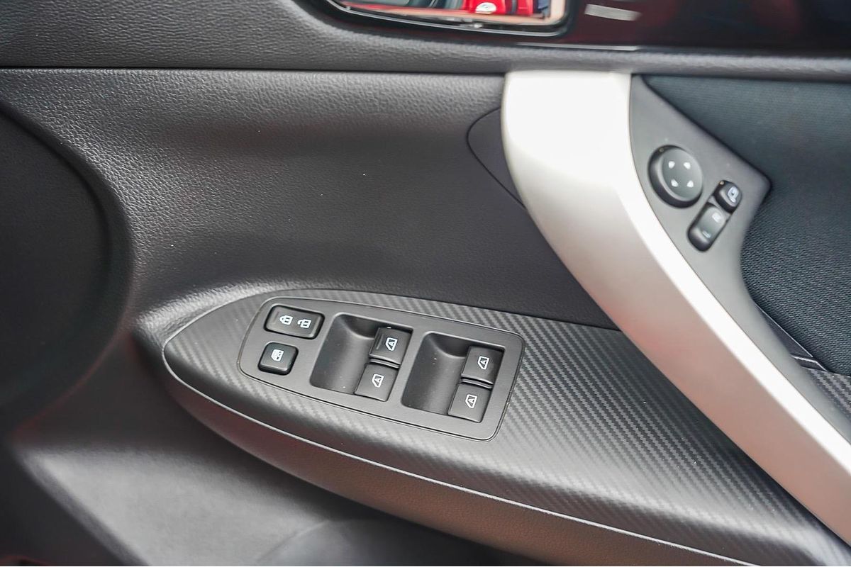 2022 Mitsubishi Eclipse Cross LS YB