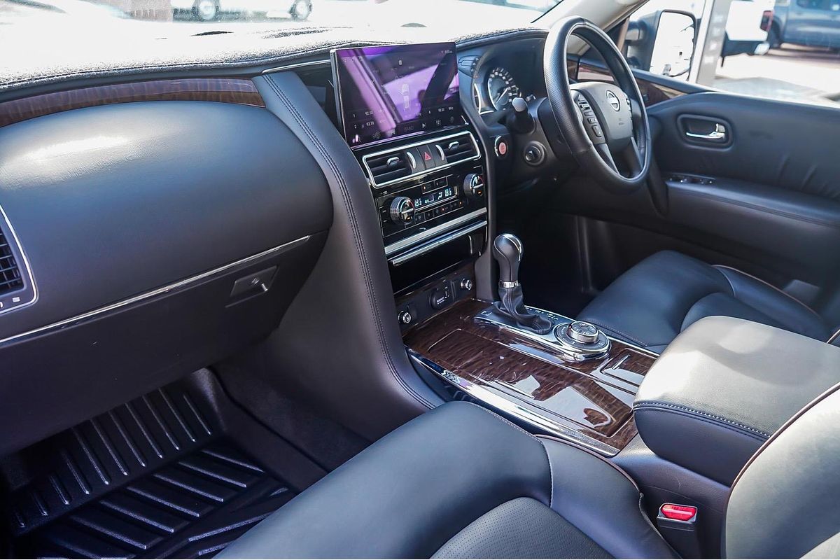 2023 Nissan Patrol Ti-L Y62