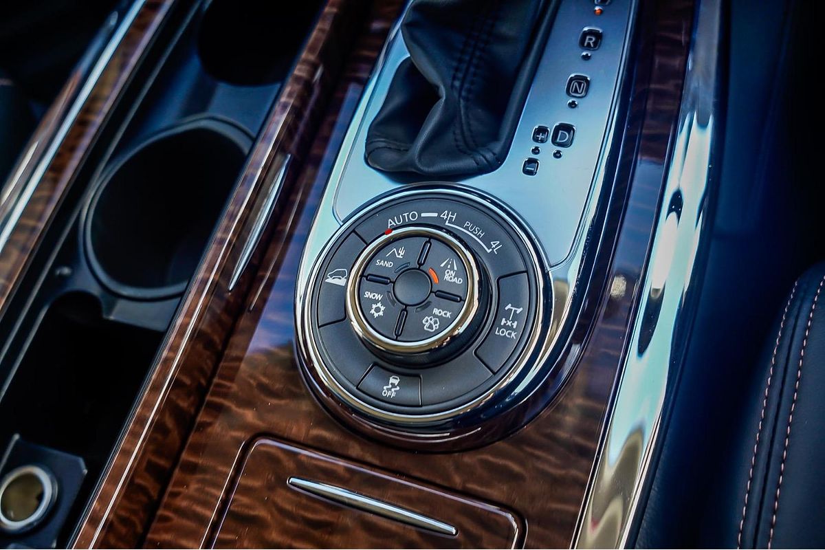 2023 Nissan Patrol Ti-L Y62