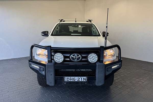 2016 Toyota Hilux SR GUN126R 4X4