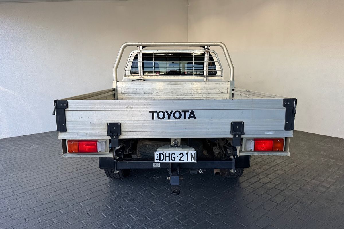 2016 Toyota Hilux SR GUN126R 4X4