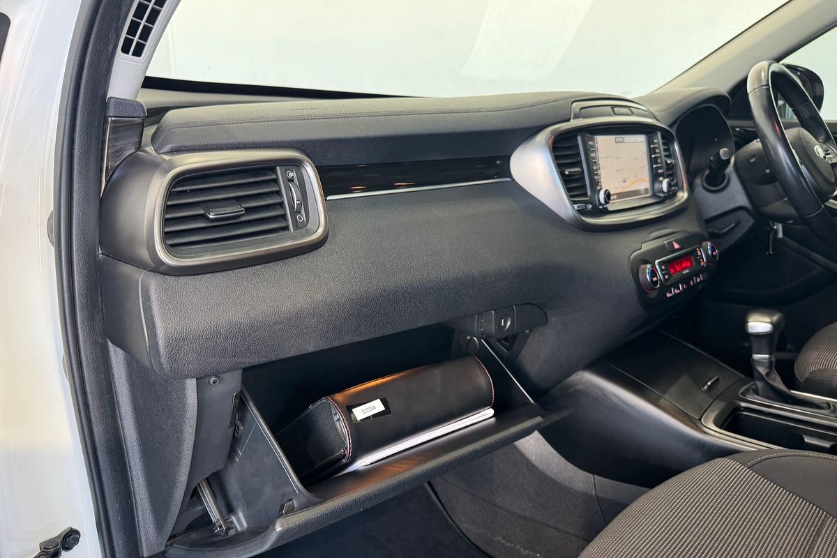 2019 Kia Sorento Si UM