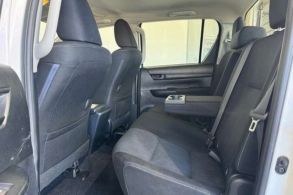 2016 Toyota Hilux SR GUN126R 4X4