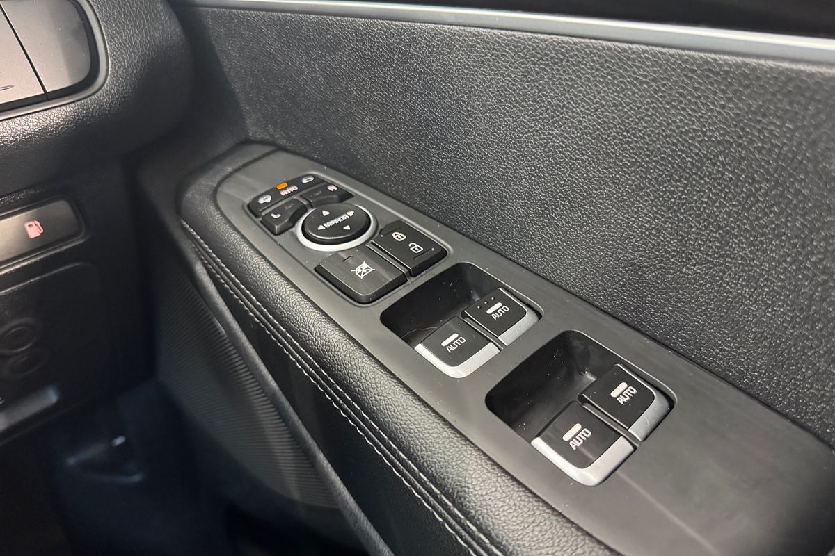 2019 Kia Sorento Si UM