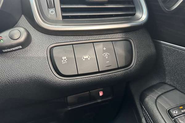 2019 Kia Sorento Si UM
