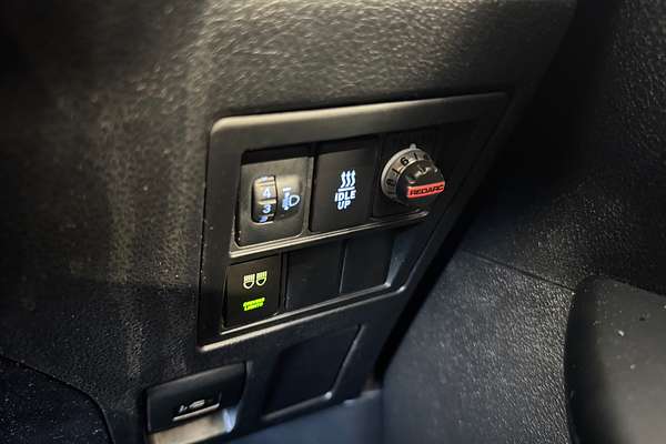 2016 Toyota Hilux SR GUN126R 4X4