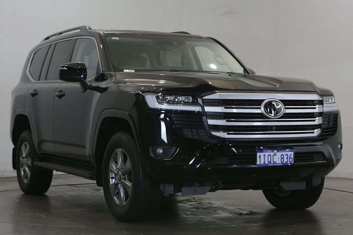 2024 Toyota Landcruiser VX FJA300R