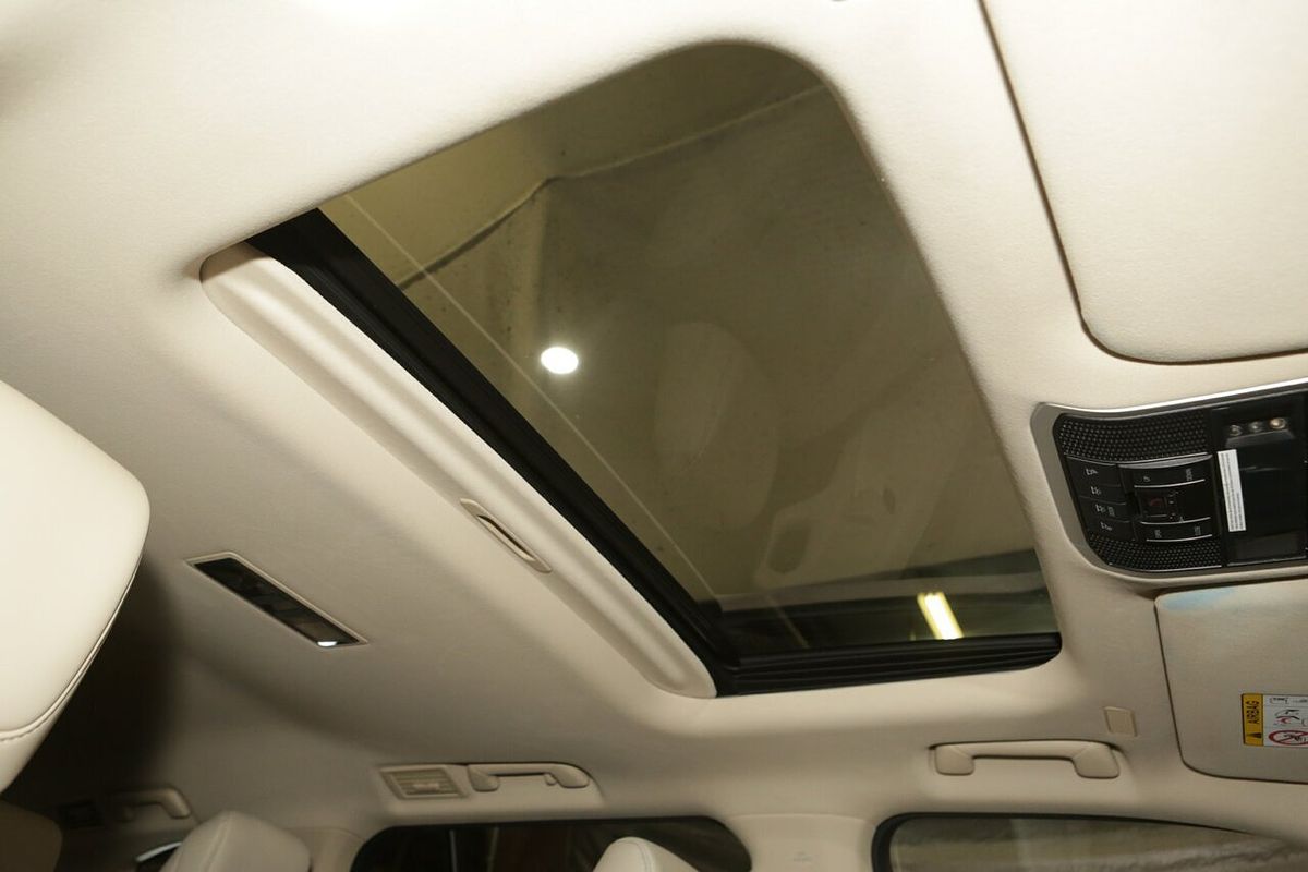 2024 Toyota Landcruiser VX FJA300R