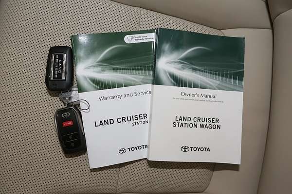 2024 Toyota Landcruiser VX FJA300R