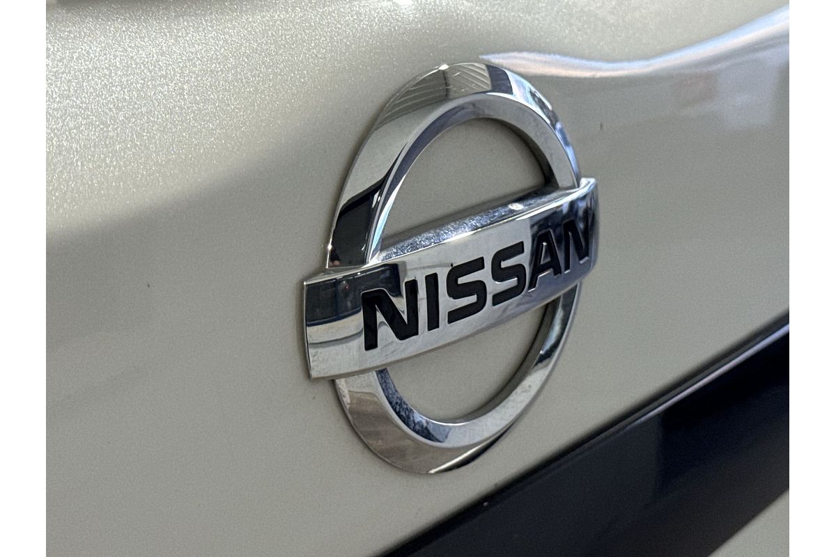 2019 Nissan Pathfinder ST-L N-TREK R52 Series III