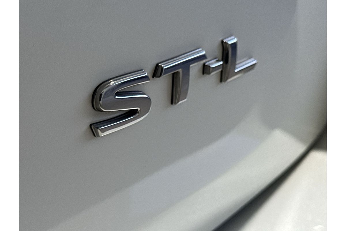 2019 Nissan Pathfinder ST-L N-TREK R52 Series III