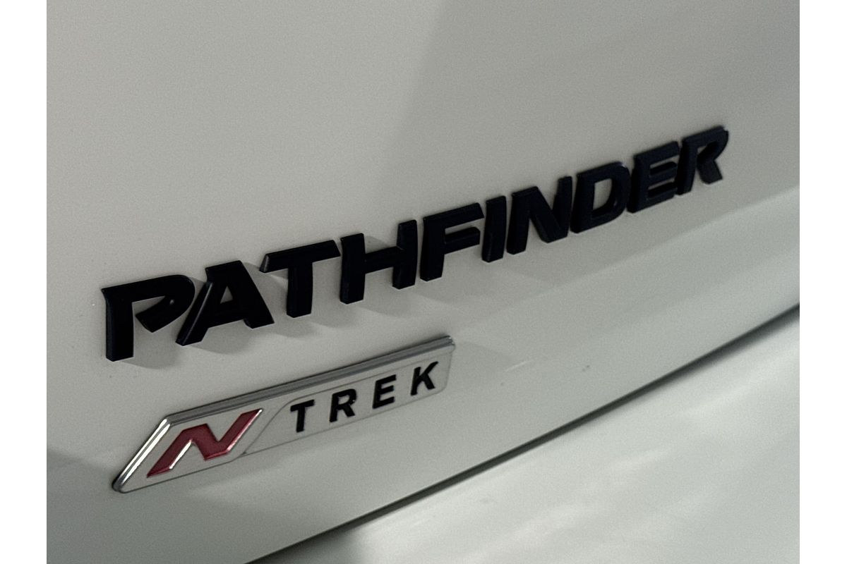 2019 Nissan Pathfinder ST-L N-TREK R52 Series III