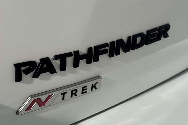 2019 Nissan Pathfinder ST-L N-TREK R52 Series III