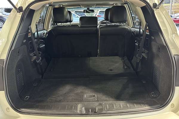 2019 Nissan Pathfinder ST-L N-TREK R52 Series III
