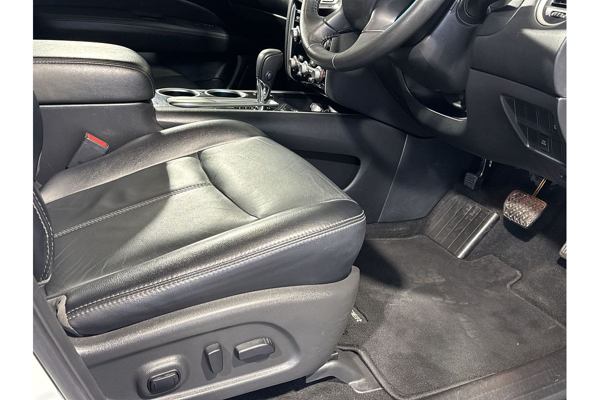 2019 Nissan Pathfinder ST-L N-TREK R52 Series III