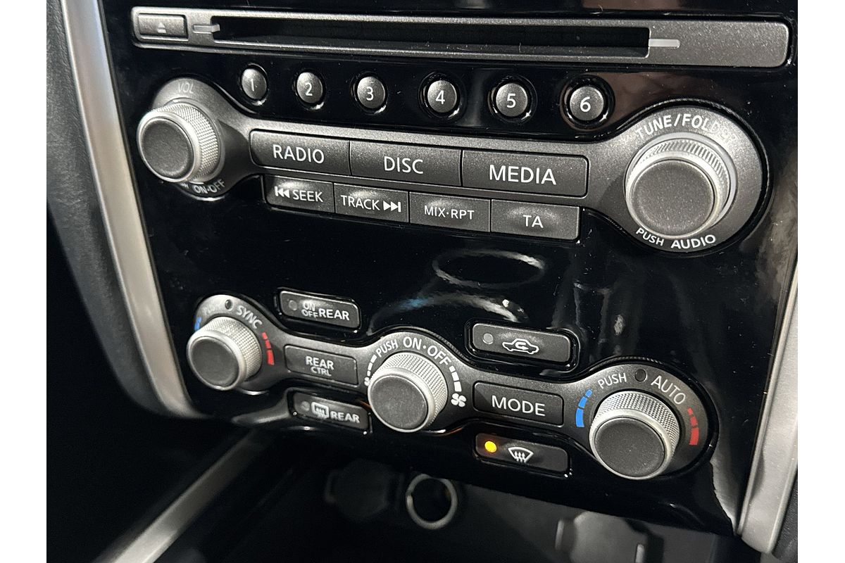 2019 Nissan Pathfinder ST-L N-TREK R52 Series III
