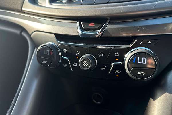 2013 Holden Commodore Evoke VF