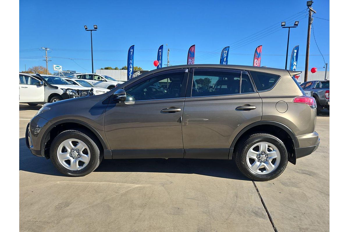 2017 Toyota RAV4 GX ZSA42R