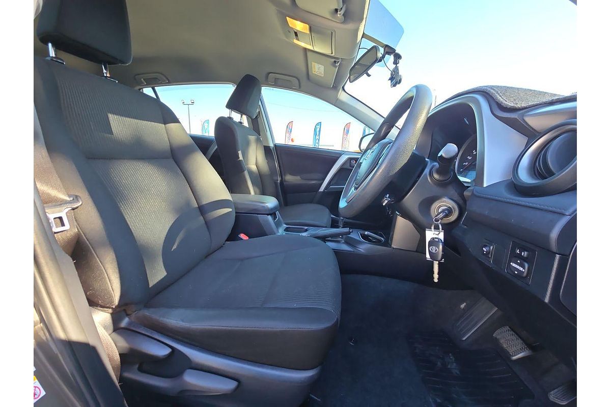 2017 Toyota RAV4 GX ZSA42R