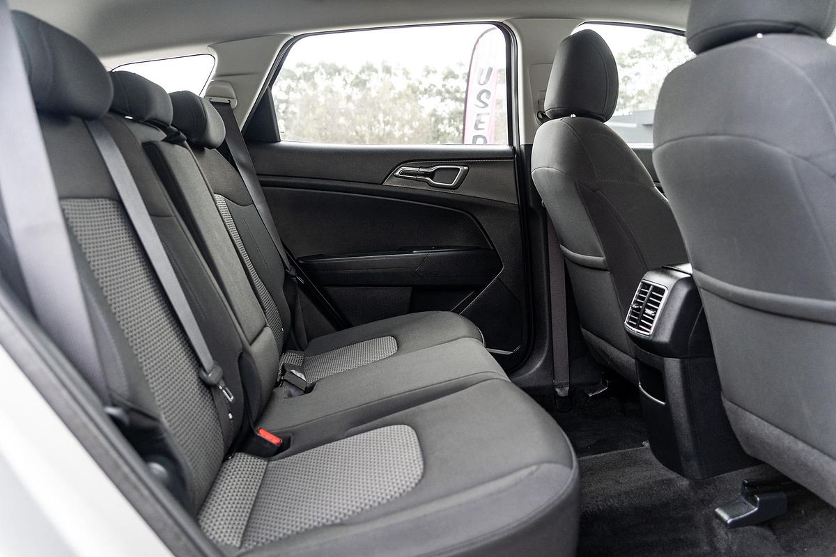 2023 Kia Sportage S NQ5