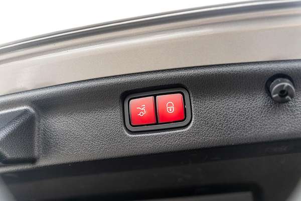 2022 Mercedes-Benz C-Class C200 W206