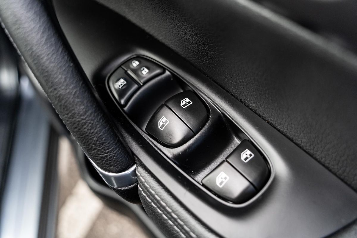 2017 Nissan QASHQAI ST-L J11 Series 2