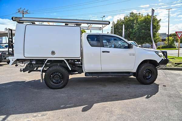 2018 Toyota Hilux SR GUN126R 4X4
