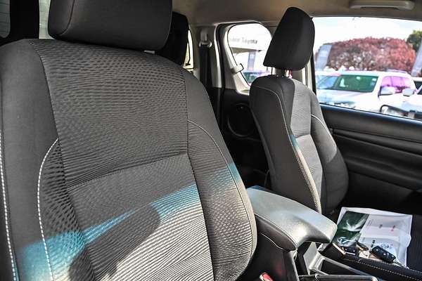 2018 Toyota Hilux SR GUN126R 4X4