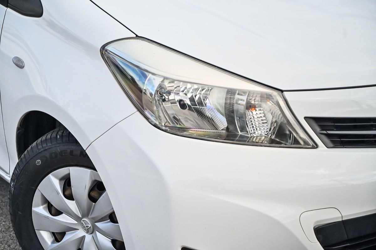 2013 Toyota Yaris YR NCP130R