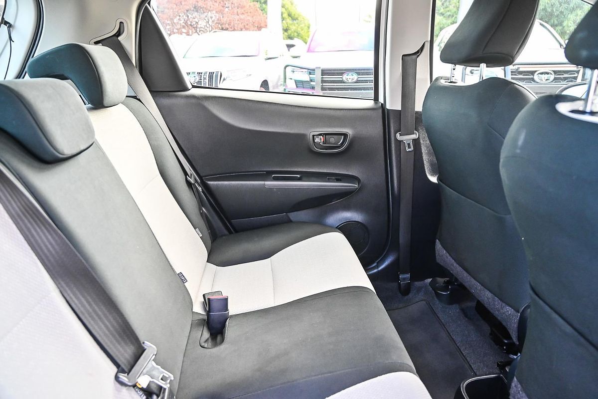 2013 Toyota Yaris YR NCP130R