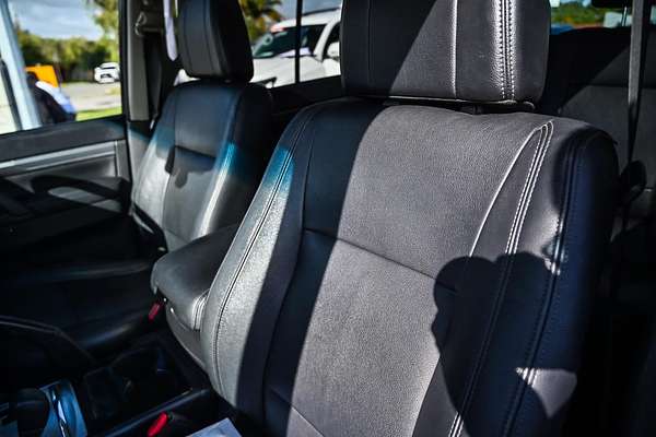 2017 Mitsubishi Pajero Exceed NX