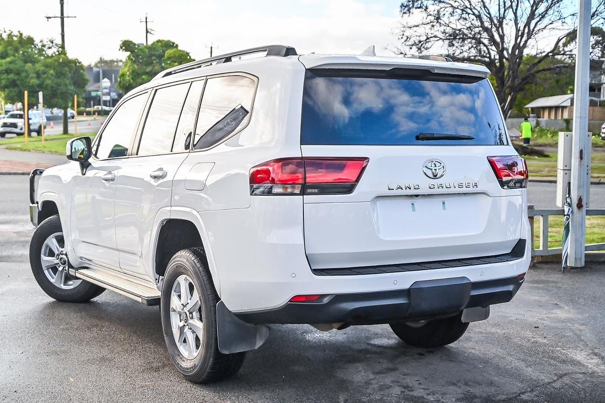 2023 Toyota Landcruiser GXL FJA300R