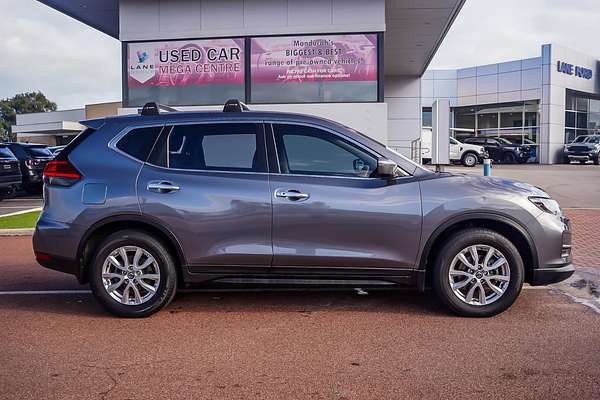 2017 Nissan X-TRAIL ST T32