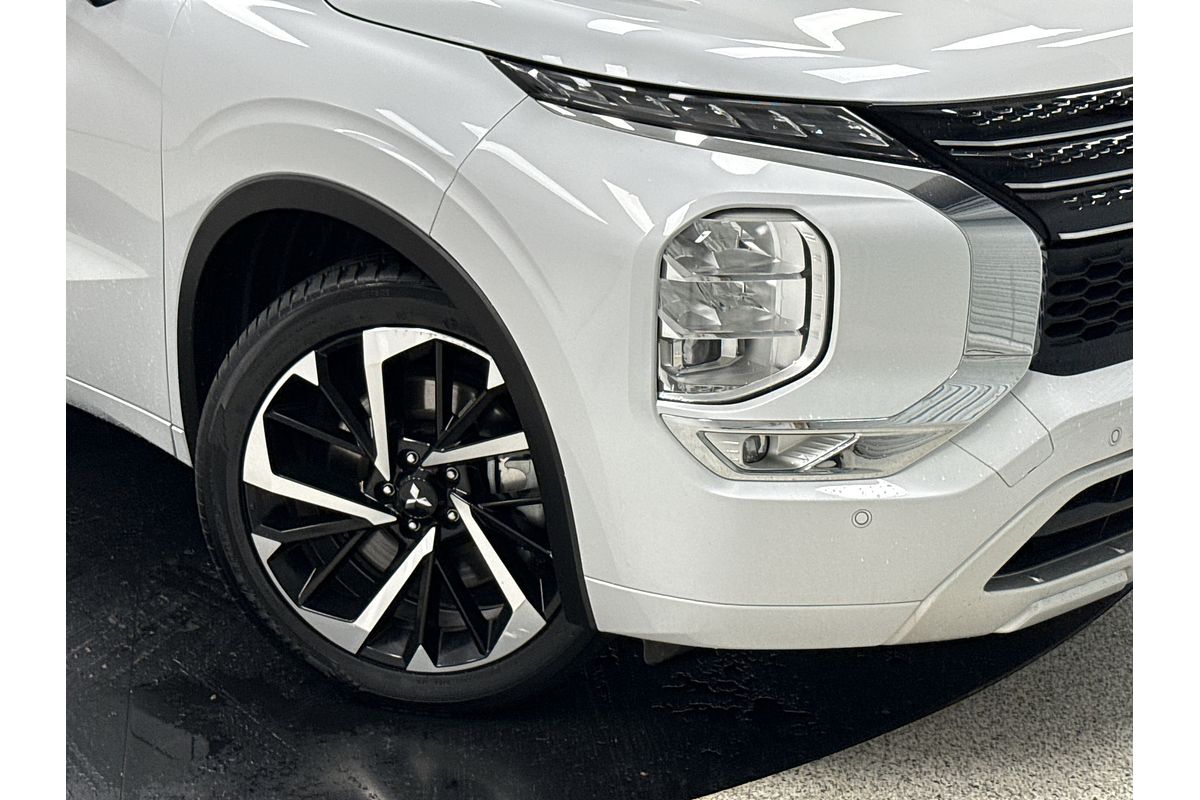 2022 Mitsubishi Outlander Exceed Tourer ZM