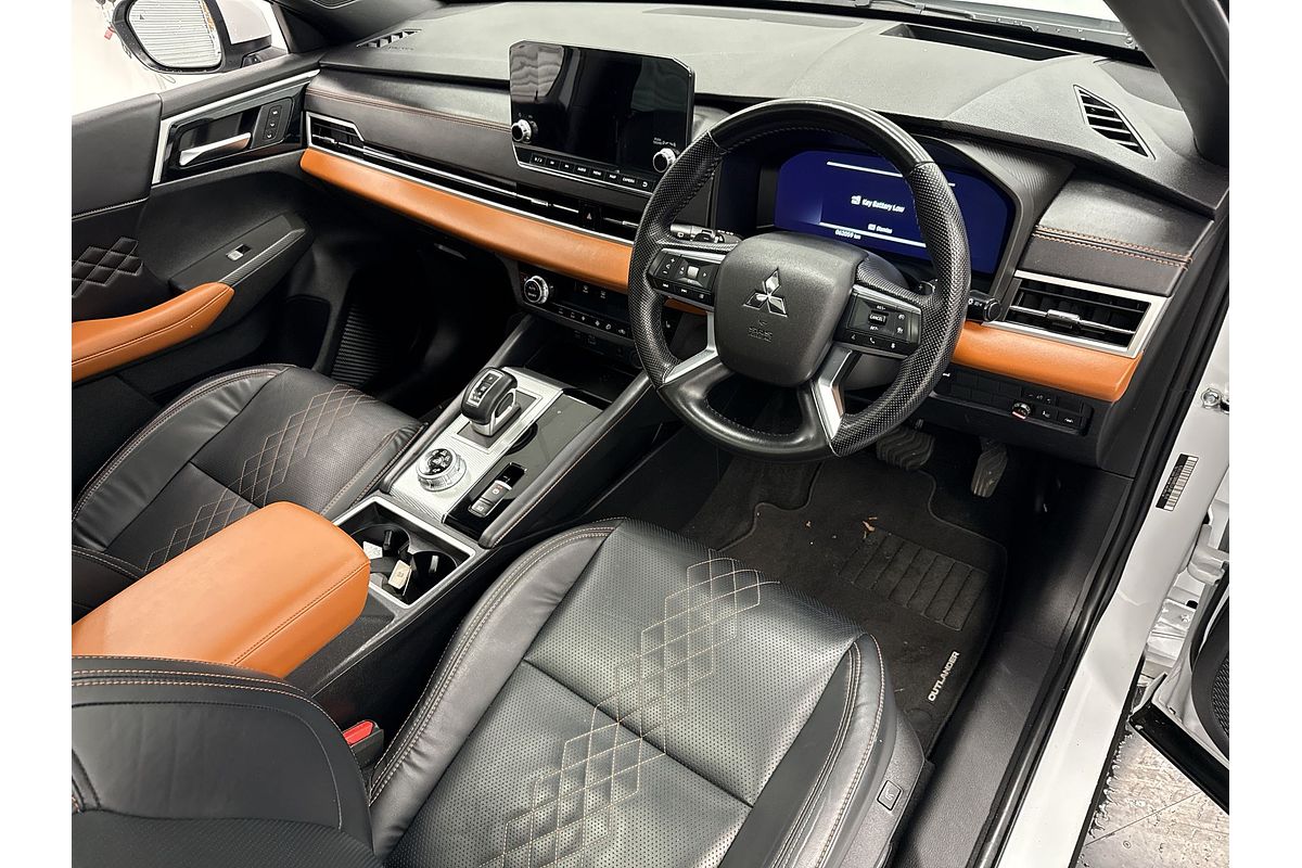 2022 Mitsubishi Outlander Exceed Tourer ZM
