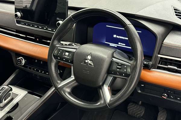 2022 Mitsubishi Outlander Exceed Tourer ZM
