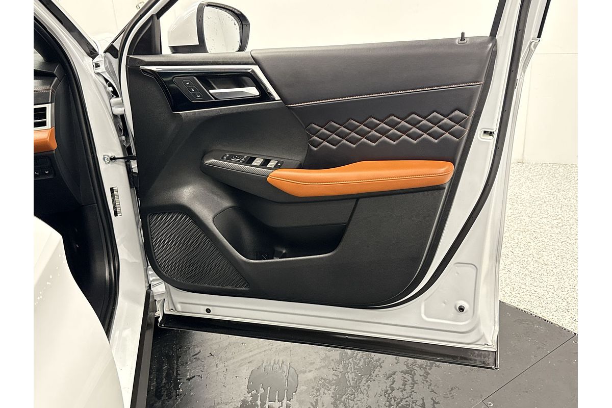 2022 Mitsubishi Outlander Exceed Tourer ZM
