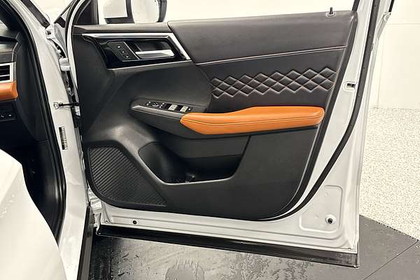2022 Mitsubishi Outlander Exceed Tourer ZM